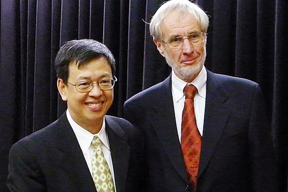 Dr. Chien-Jen Chen was invited as the 149th Cutter Lecture