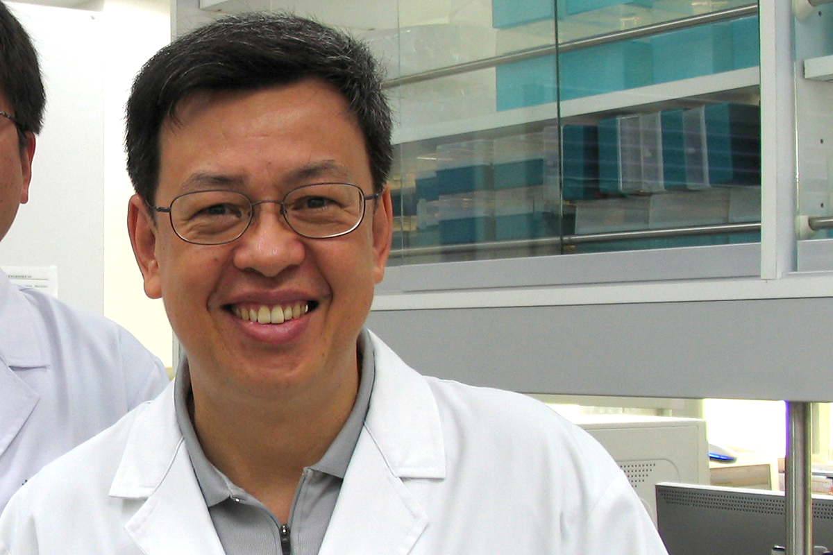 Dr. Chien-Jen Chen receives Taiwanese-American Foundation Prize