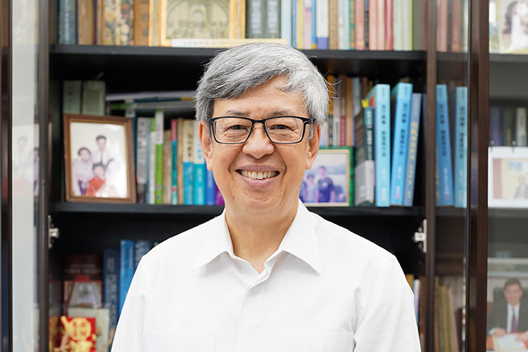 陳建仁特聘研究員接任本院第十三任院長